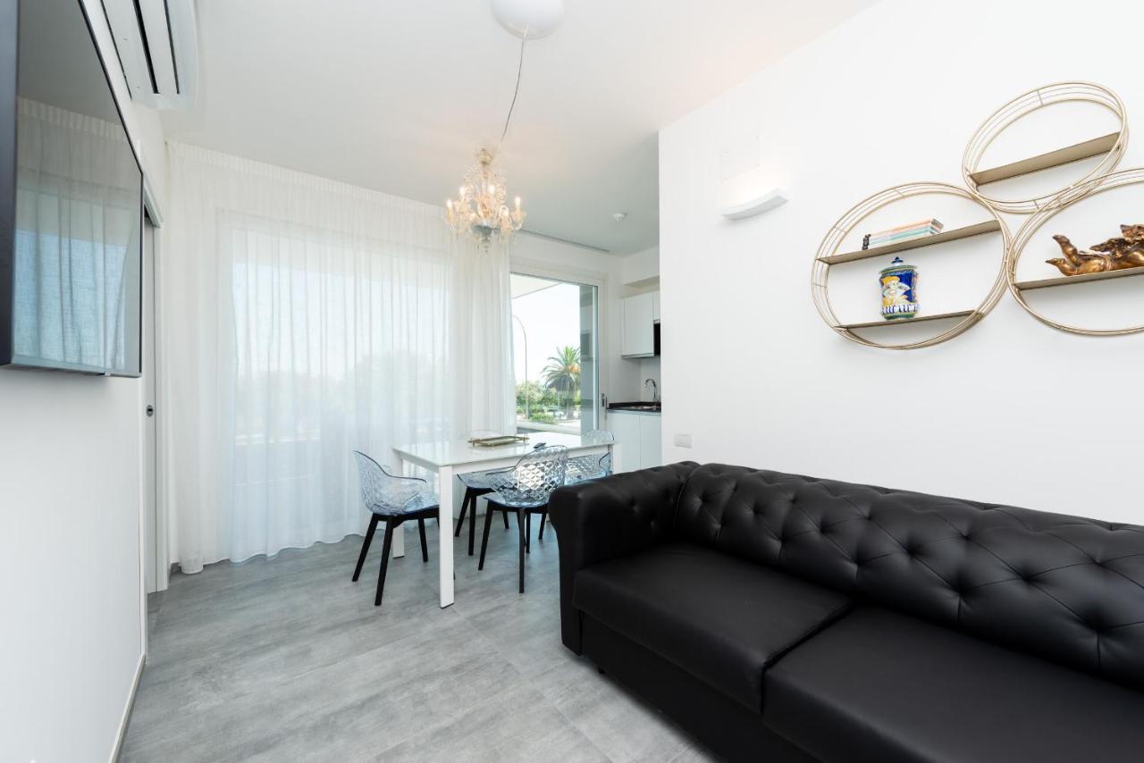 Aparthotel Karma *
